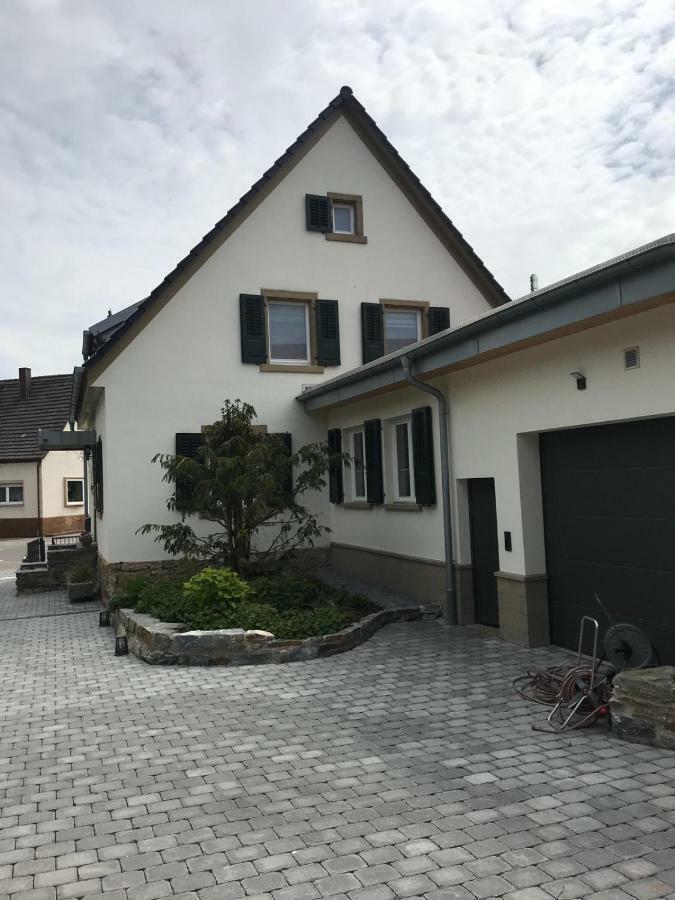 Heimatlodge Sinsheim Bagian luar foto